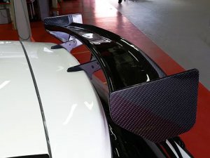 FIAT 500 Rear Roof Spoiler - Assetto Corse Style - Carbon Fiber